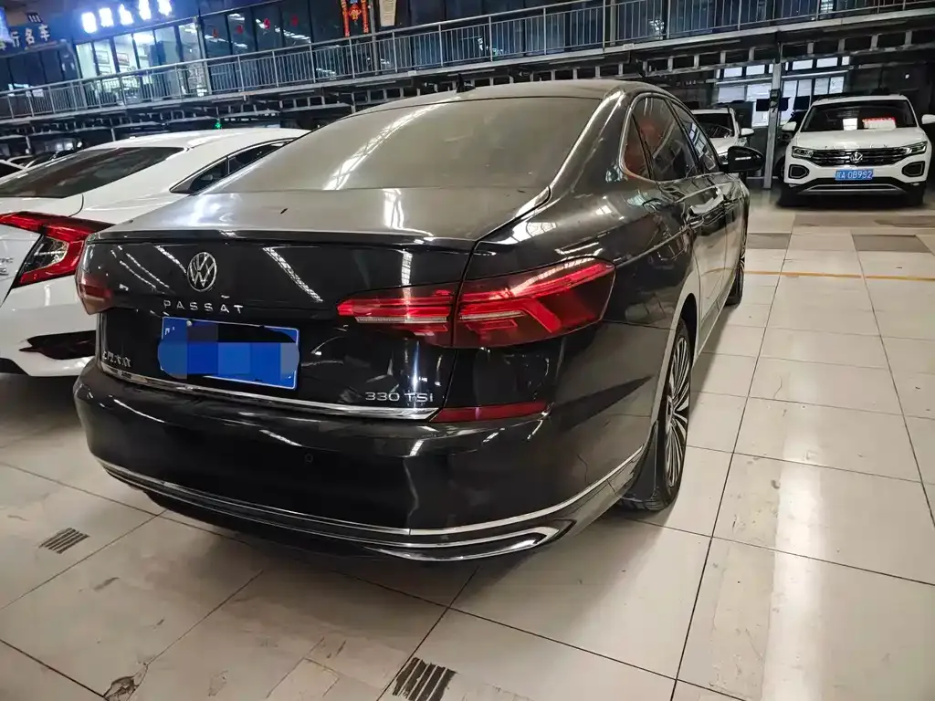 Volkswagen Passat 2022 из CN, фото 7