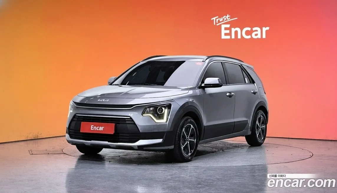 Kia Niro — фото 1