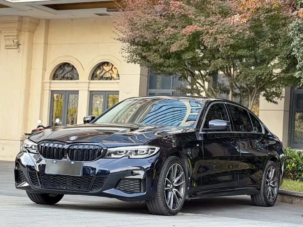 BMW 3 Series — фото 1
