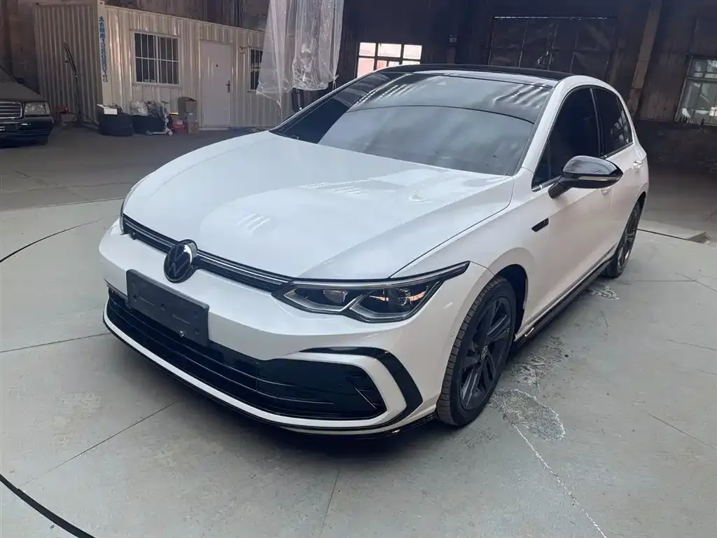 Volkswagen Golf 2022 из CN, фото 1