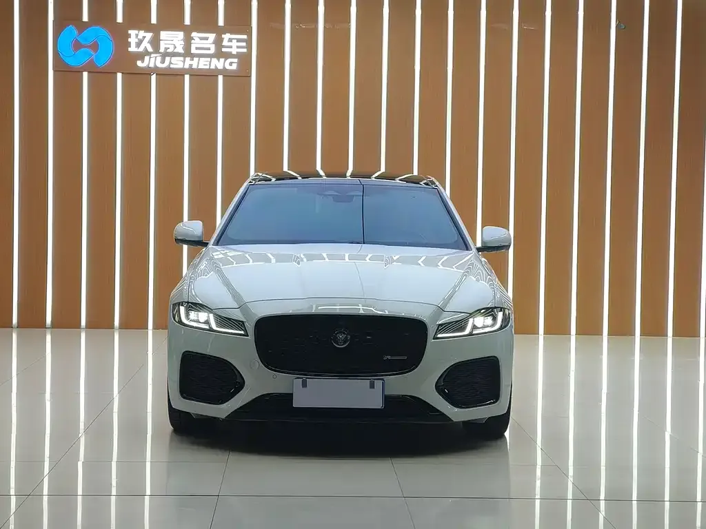 Jaguar XFL 2022 из CN, фото 6