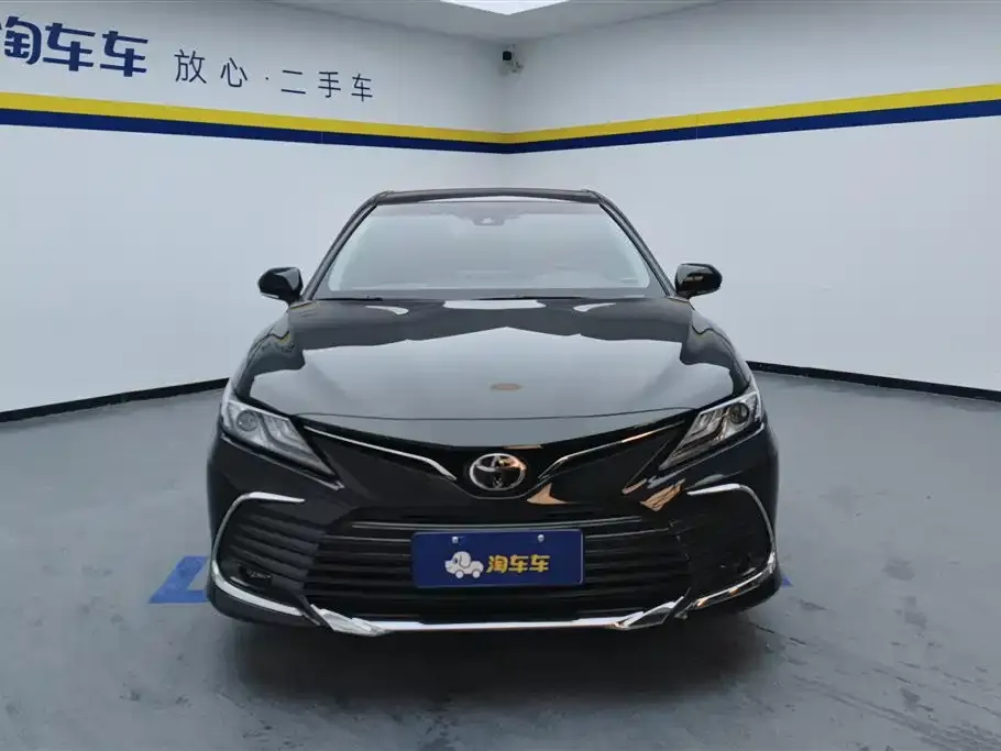 Toyota Camry 2024 из CN, фото 2