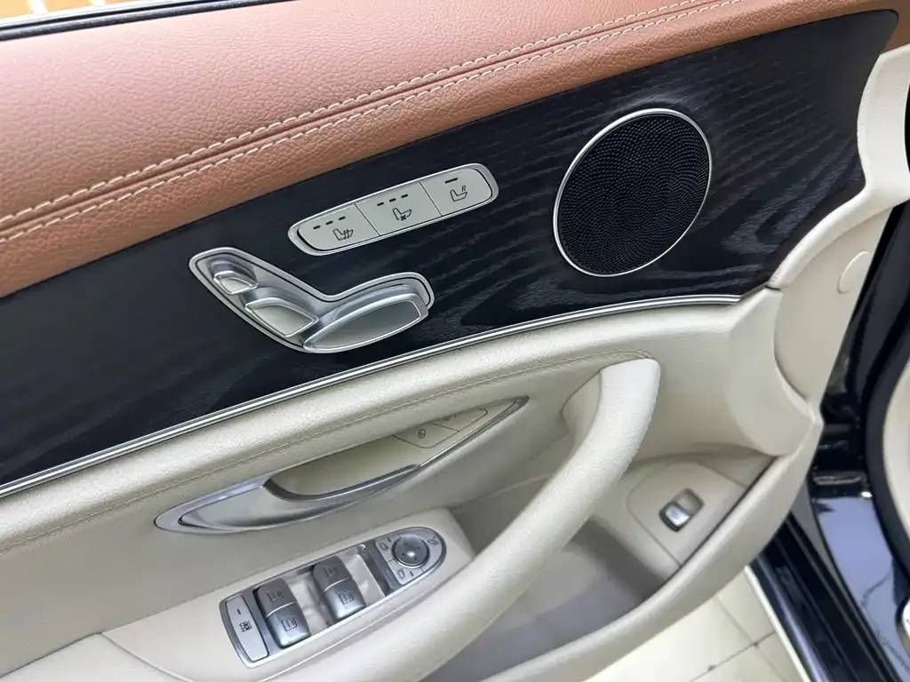 Mercedes-Benz E-Class 2022 из CN, фото 7