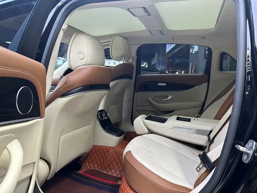 Mercedes-Benz E-Class 2022 из CN, фото 10