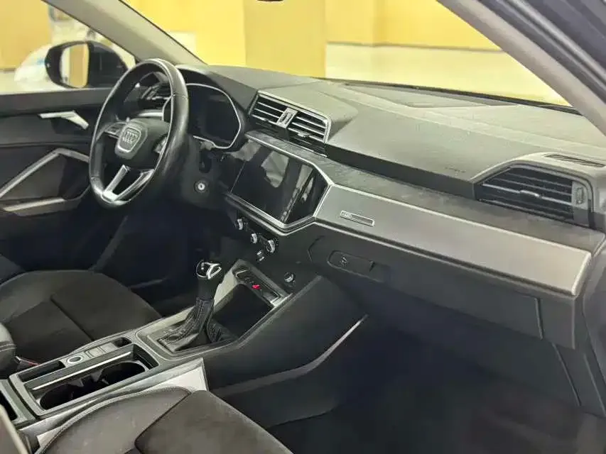 Audi Q3 2021 из CN, фото 10