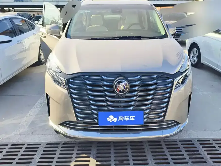 Buick GL8 2023 из CN, фото 2