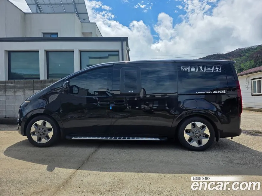 Hyundai Staria — фото 3