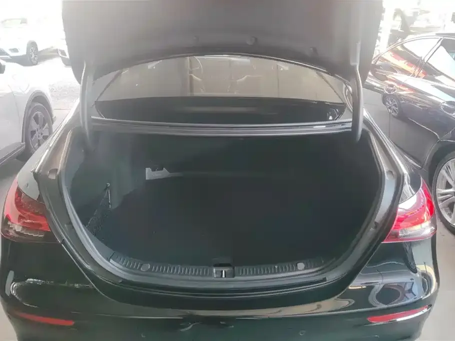 Mercedes-Benz E-Class 2022 из CN, фото 6