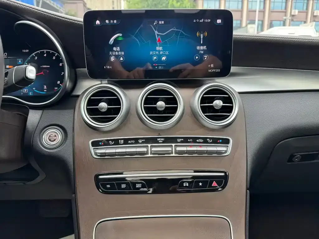 Mercedes-Benz GLC 2021 из CN, фото 2