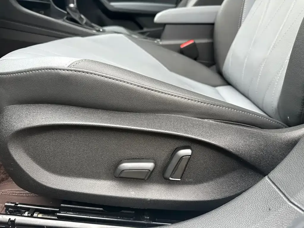 Volkswagen Lavida 2023 из CN, фото 5
