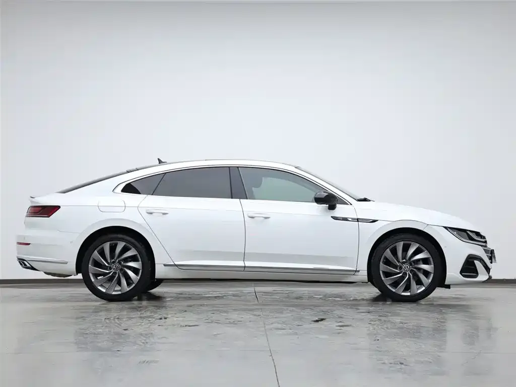 Volkswagen CC 2022 из CN, фото 5