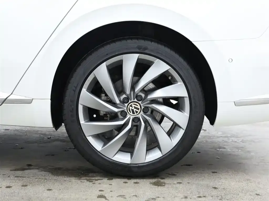 Volkswagen CC 2022 из CN, фото 8