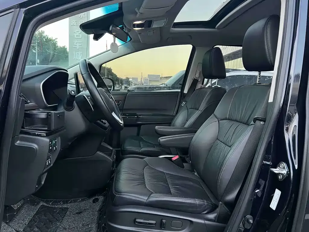 Honda Odyssey 2024 из CN, фото 3
