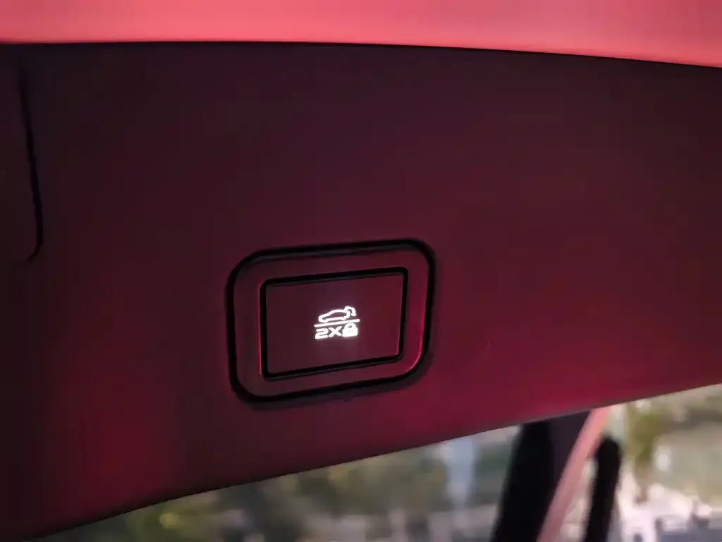 Changan UNI-V 2023 из CN, фото 9