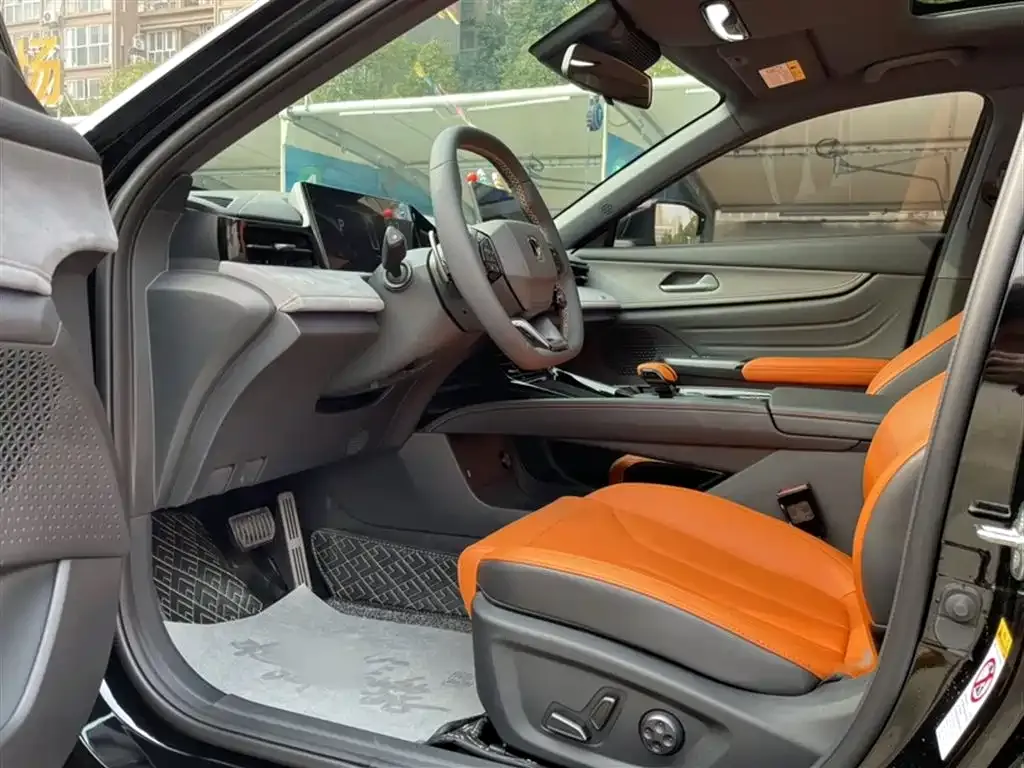 Changan UNI-V 2025 из CN, фото 8