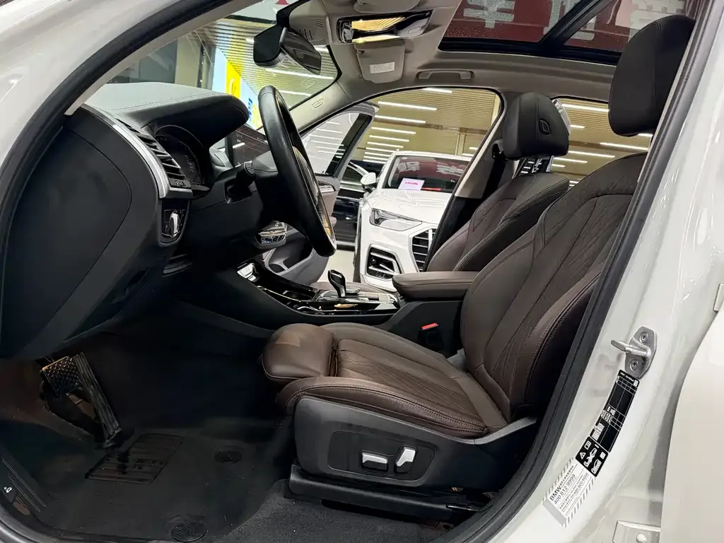 BMW X3 2022 из CN, фото 3