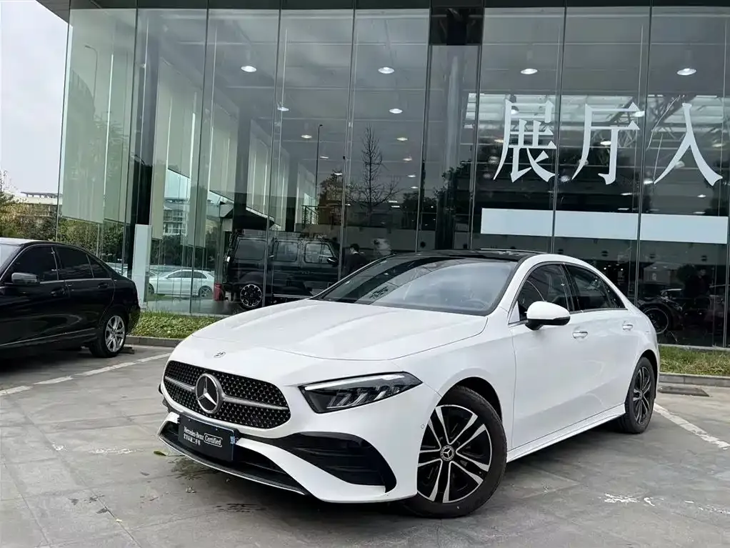 Mercedes-Benz A-Class 2023 из CN, фото 1