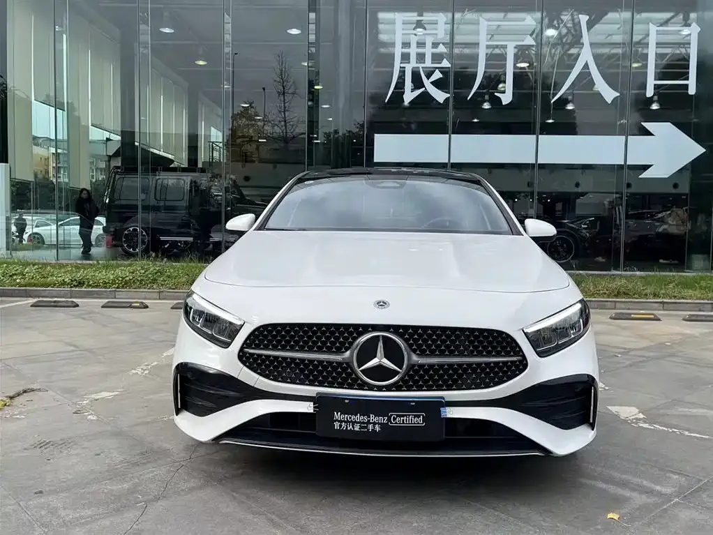 Mercedes-Benz A-Class 2023 из CN, фото 10