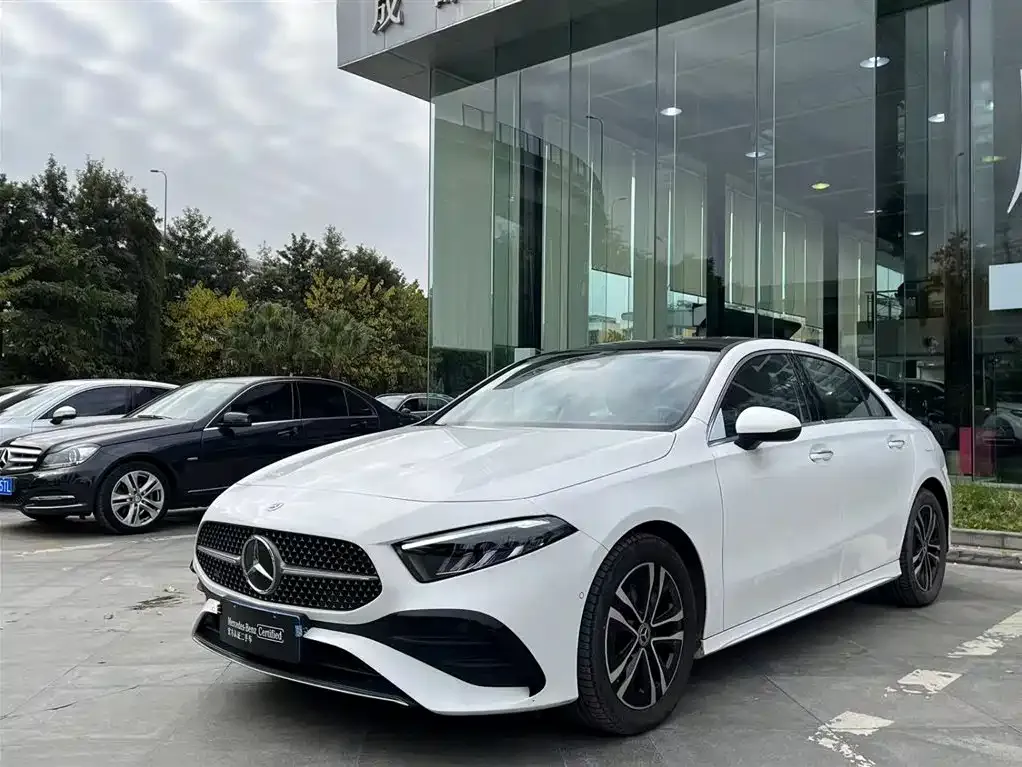 Mercedes-Benz A-Class 2023 из CN, фото 4