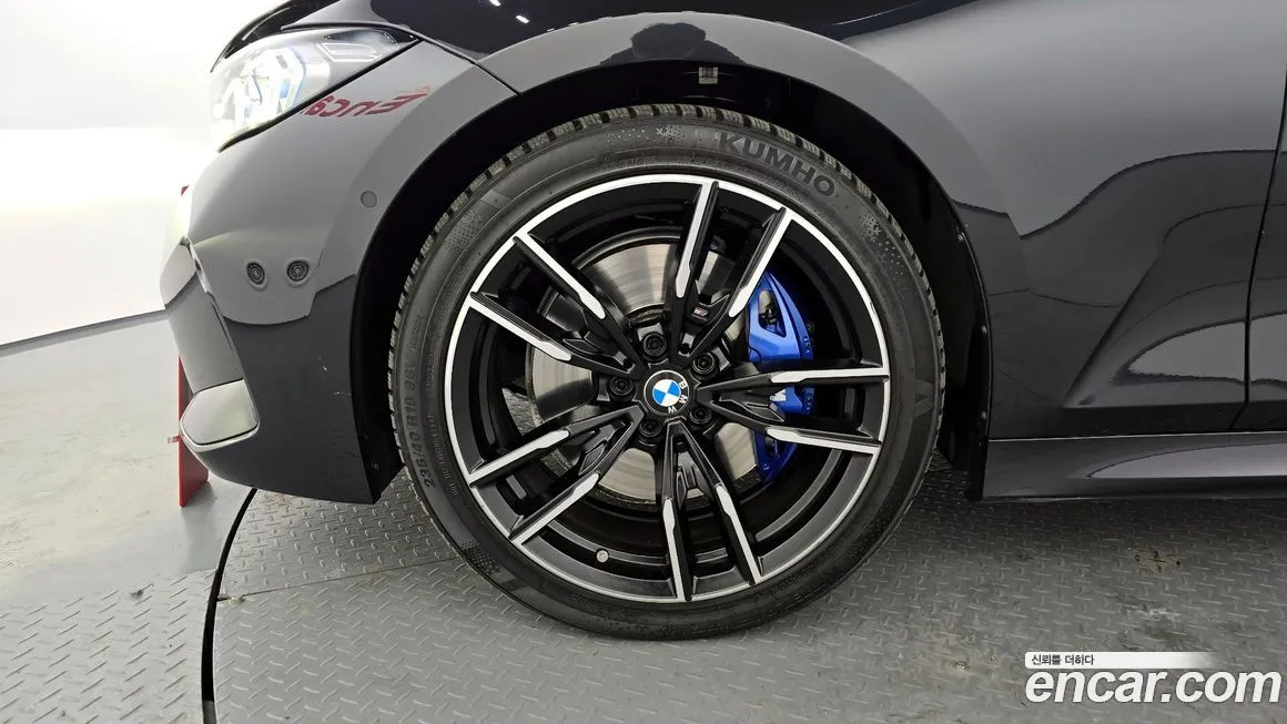 BMW 3-Series 2023 из KR, фото 10