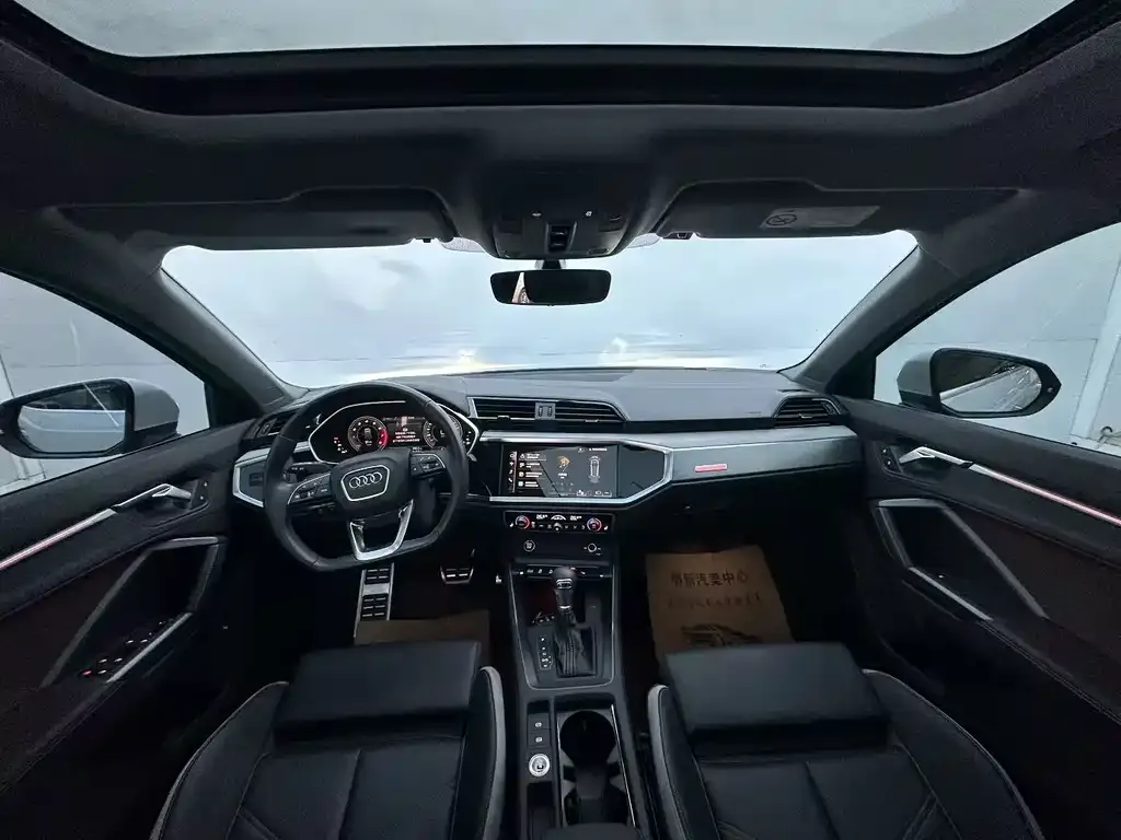 Audi Q3 2024 из CN, фото 5