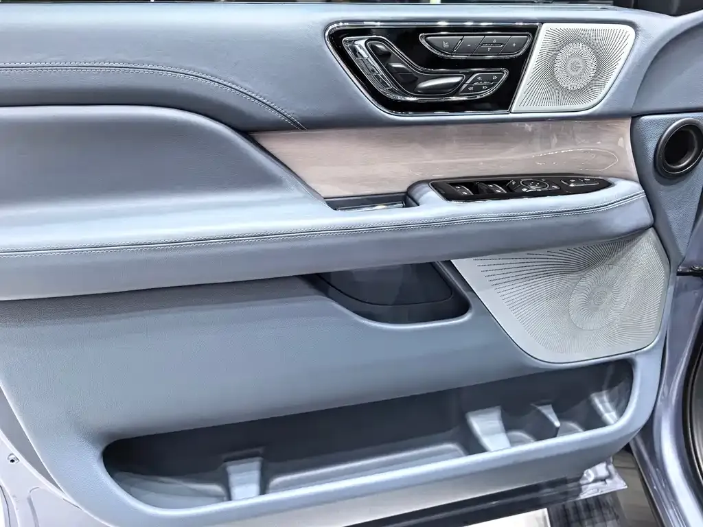 Lincoln Navigator 2022 из CN, фото 4