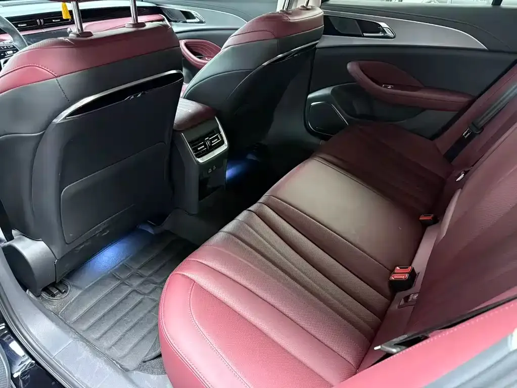 Hongqi H5 2024 из CN, фото 6