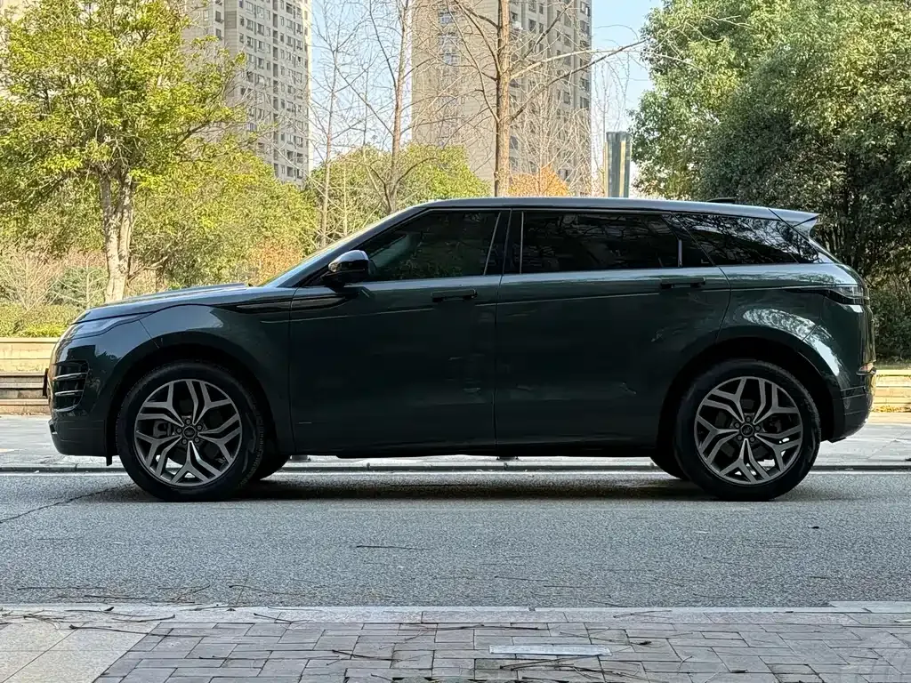 Land Rover Evoque 2022 из CN, фото 4