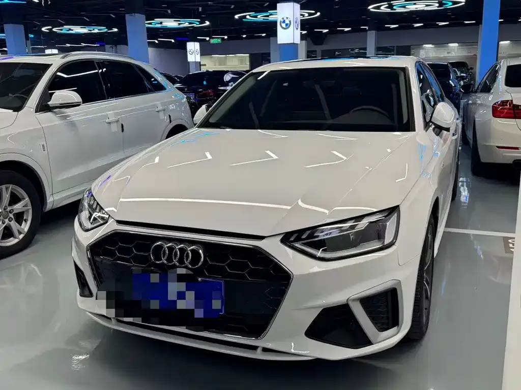 Audi A4L 2024 из CN, фото 1