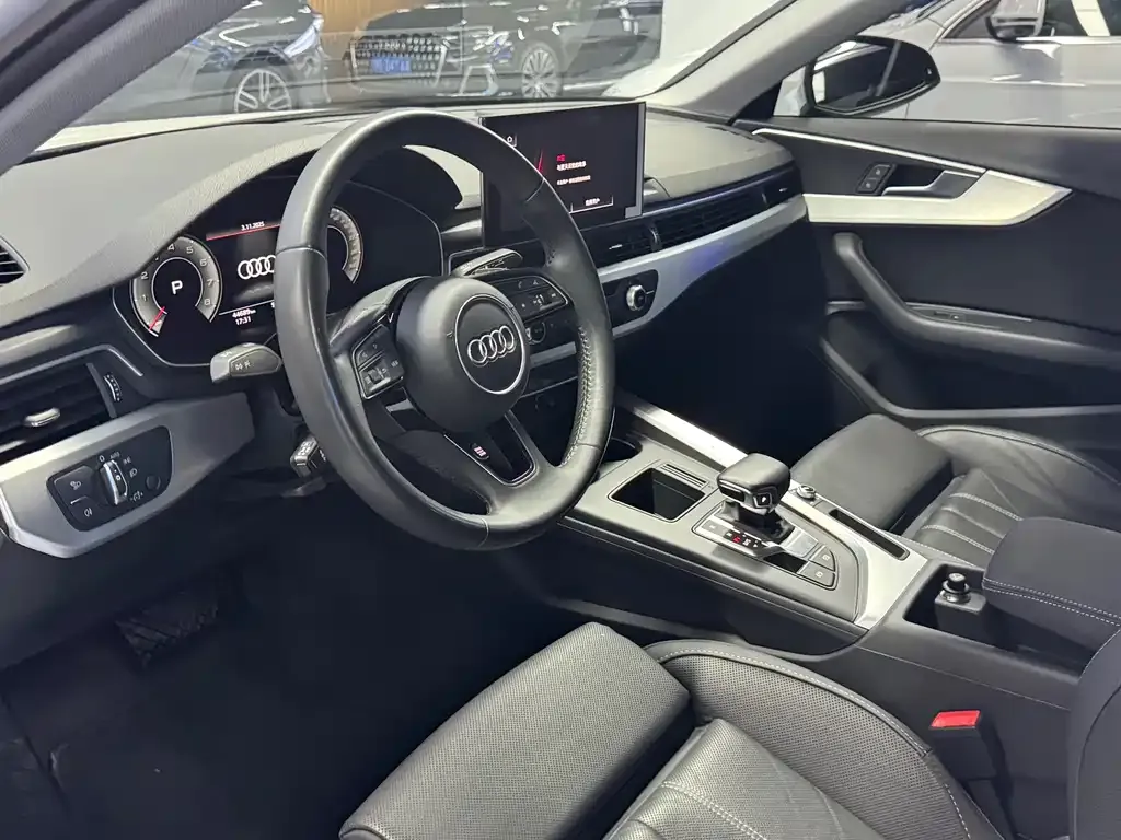 Audi A4L 2024 из CN, фото 6