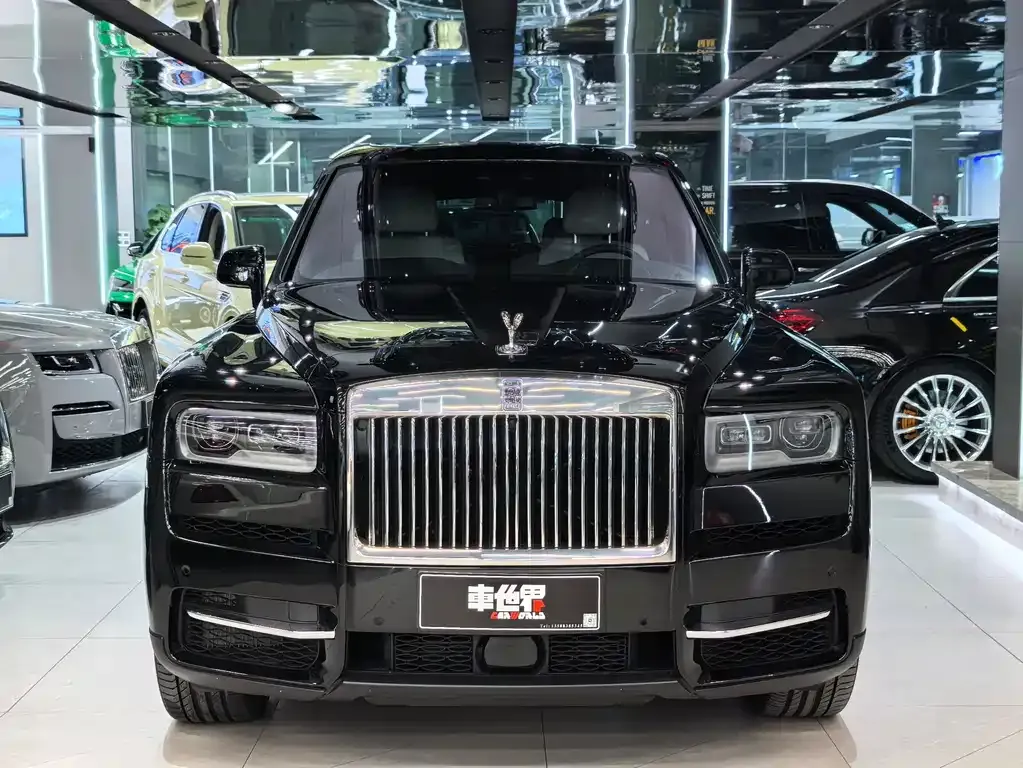 Rolls-Royce Cullinan 2024 из CN, фото 5