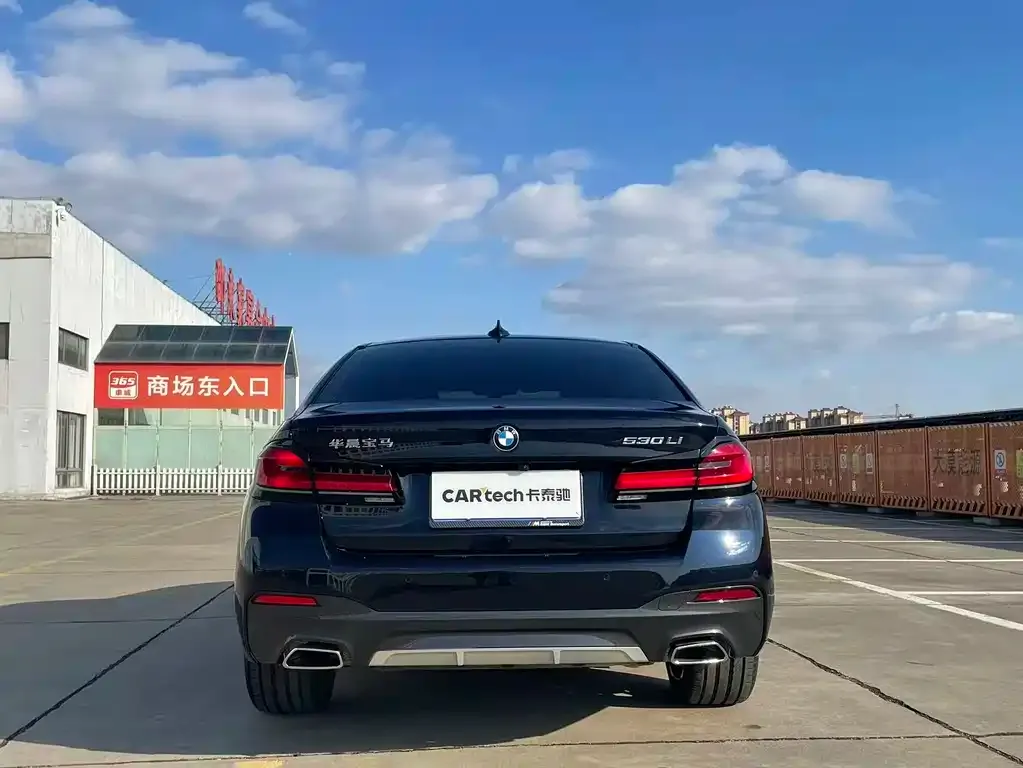 BMW 5 Series — фото 2