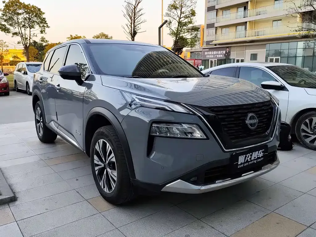 Nissan X-Trail 2023 из CN, фото 4