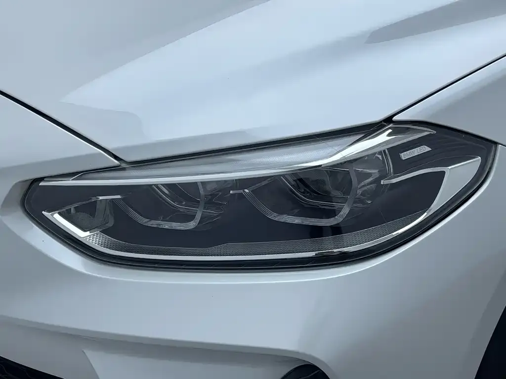 BMW 1 Series 2023 из CN, фото 8
