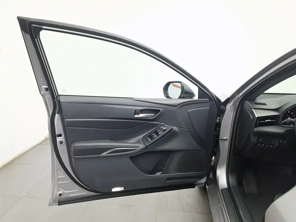 Toyota Avalon 2024 из CN, фото 4