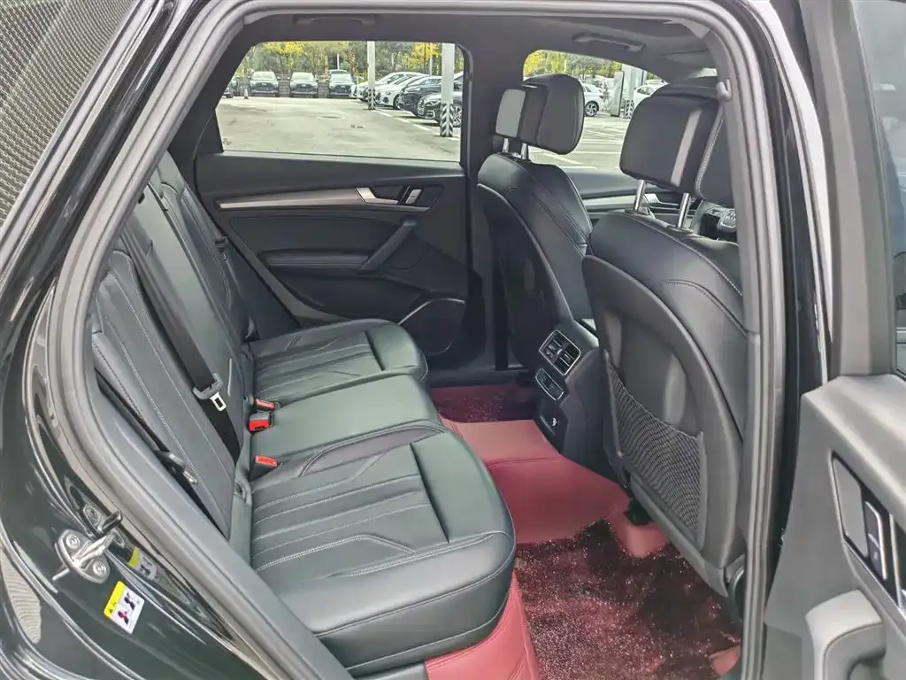 Audi Q5L 2024 из CN, фото 10
