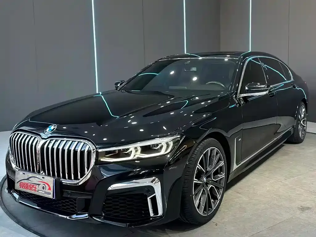 BMW 7 Series 2021 из CN, фото 1