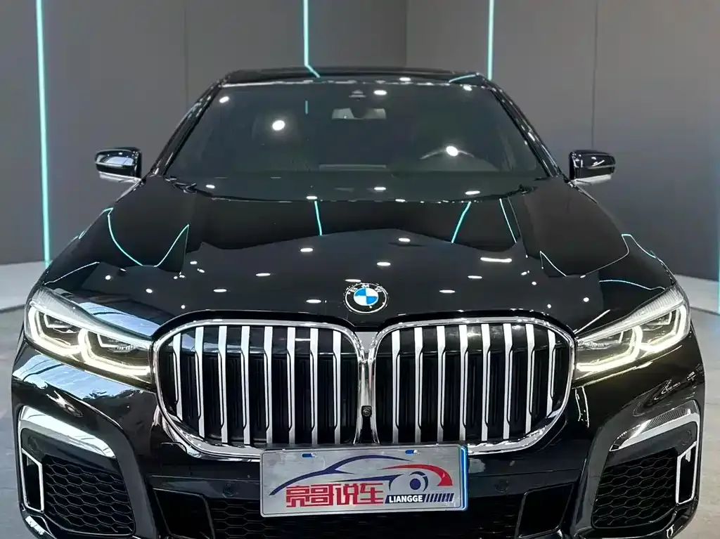 BMW 7 Series 2021 из CN, фото 2