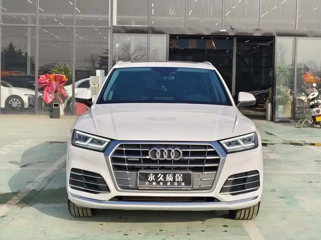 Audi Q5L 2021 из CN, фото 8