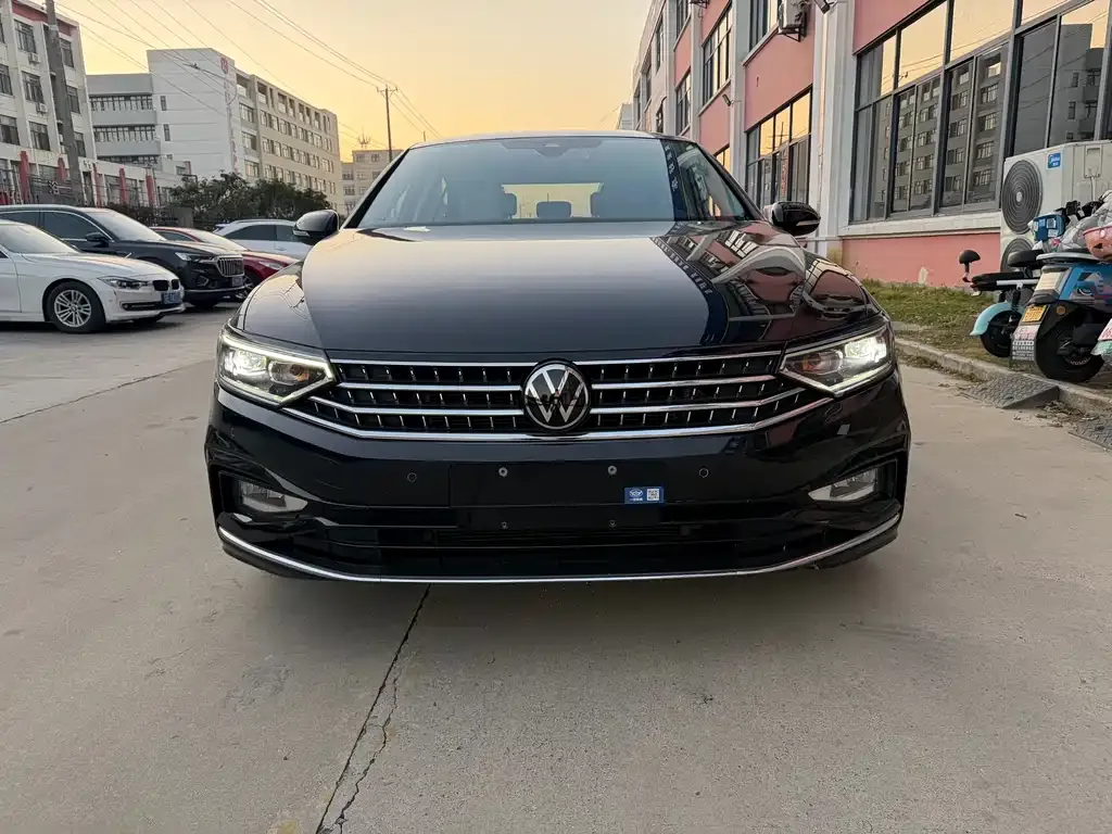 Volkswagen Magotan 2023 из CN, фото 1