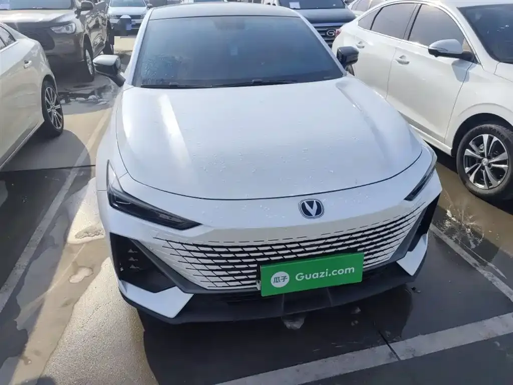 Changan UNI-V 2023 из CN, фото 3