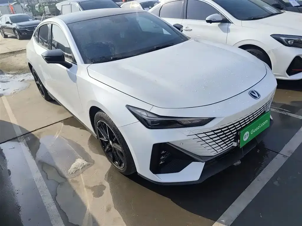 Changan UNI-V 2023 из CN, фото 4