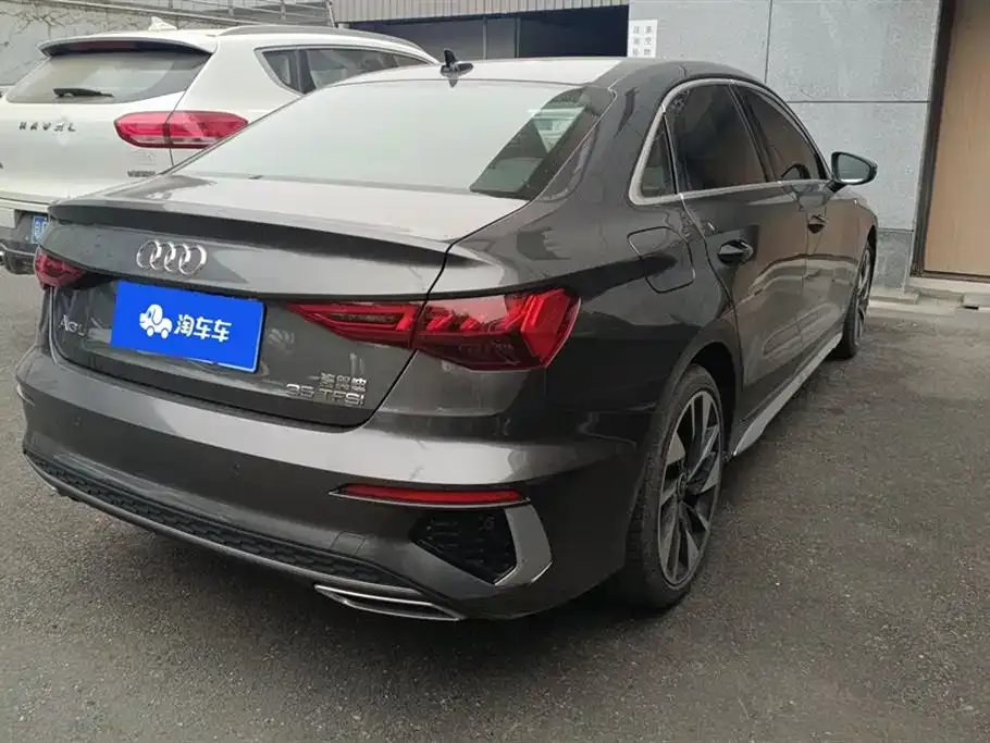 Audi A3 2024 из CN, фото 3