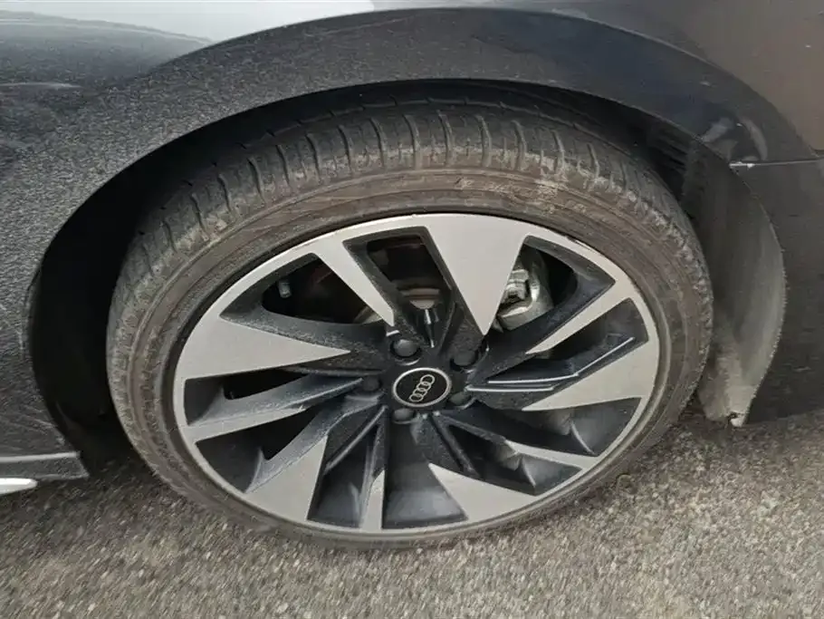 Audi A3 2024 из CN, фото 6