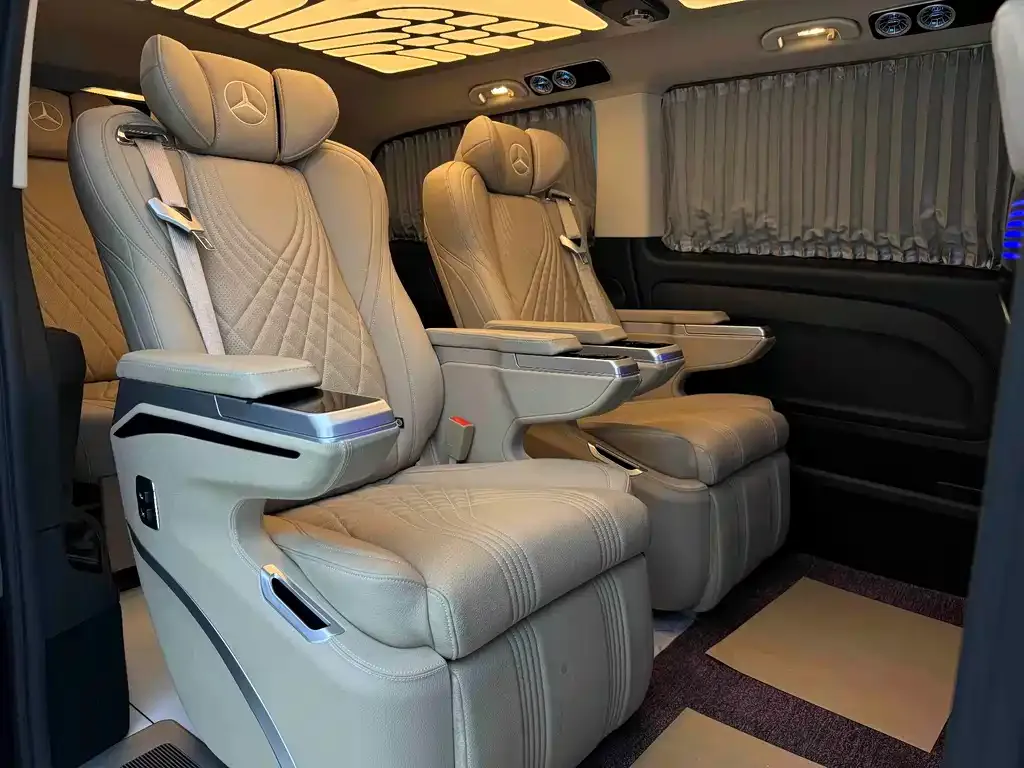 Mercedes-Benz Vito 2023 из CN, фото 10