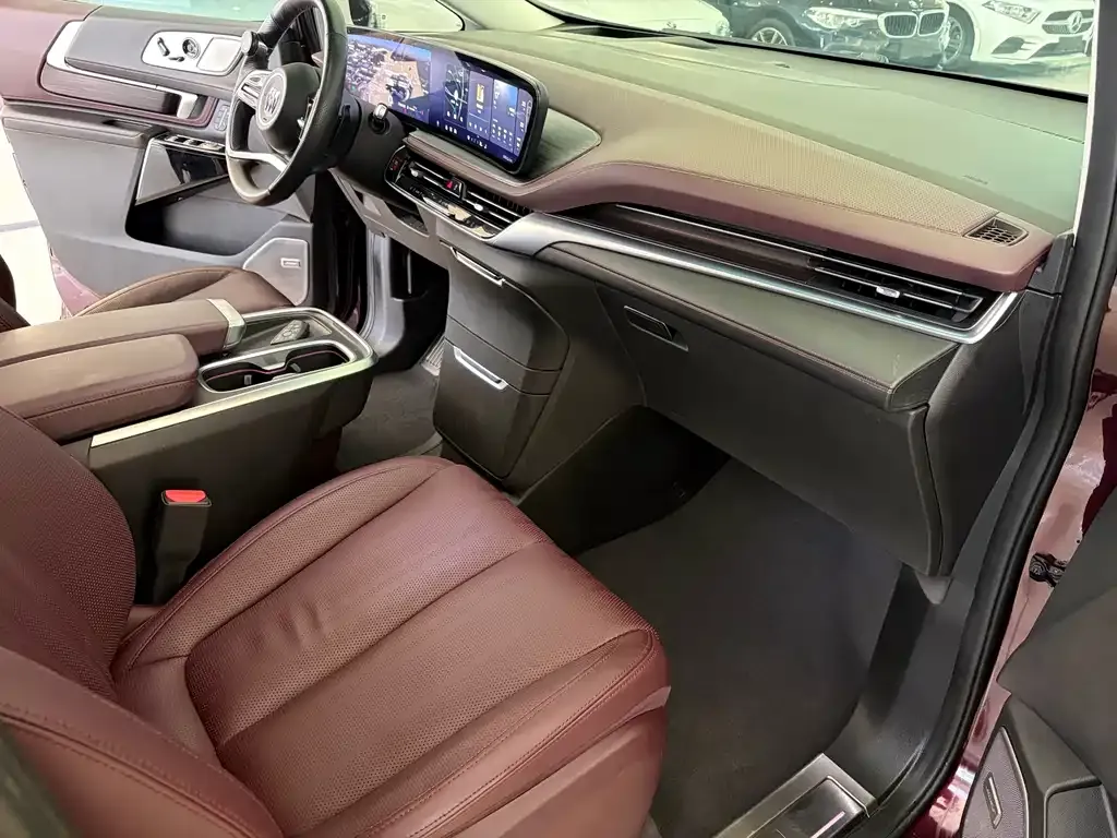 Buick Century 2023 из CN, фото 8