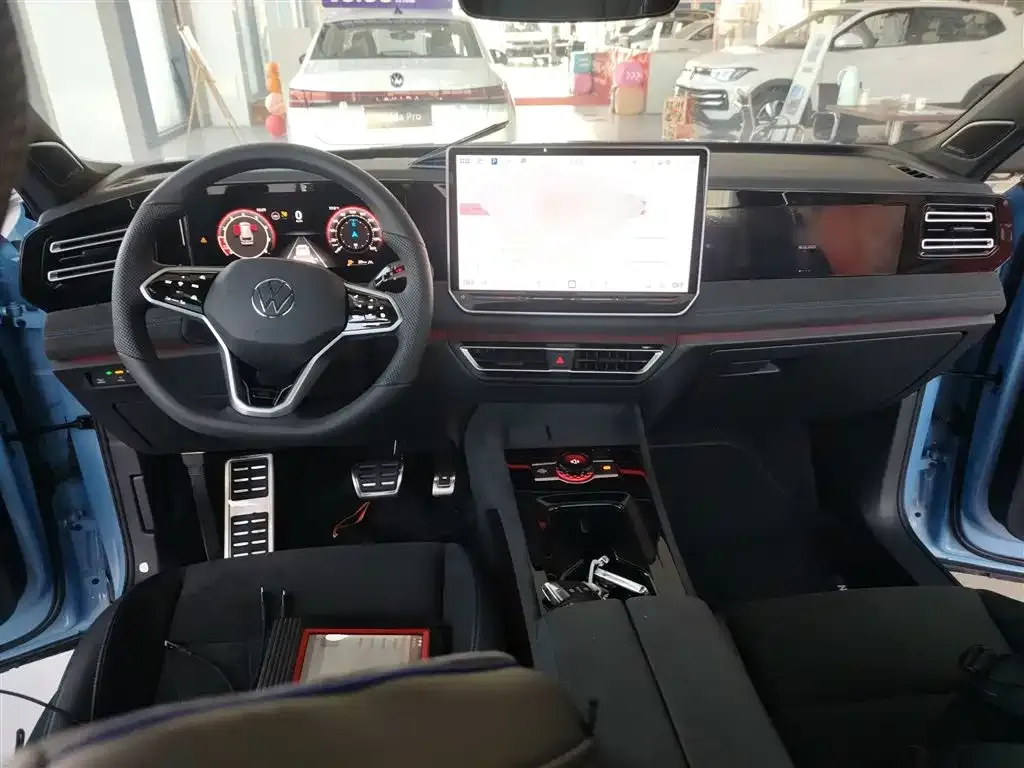 Volkswagen Tiguan L 2024 из CN, фото 6
