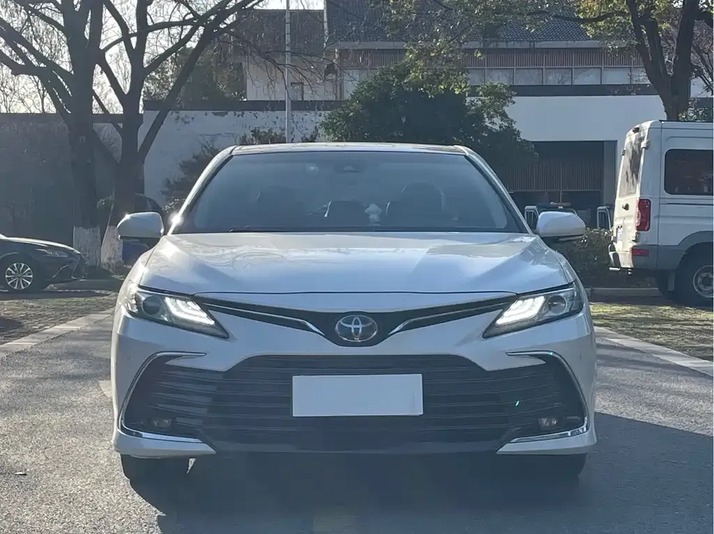 Toyota Camry 2022 из CN, фото 4