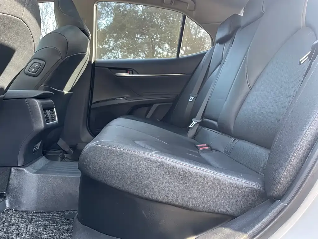 Toyota Camry 2022 из CN, фото 7
