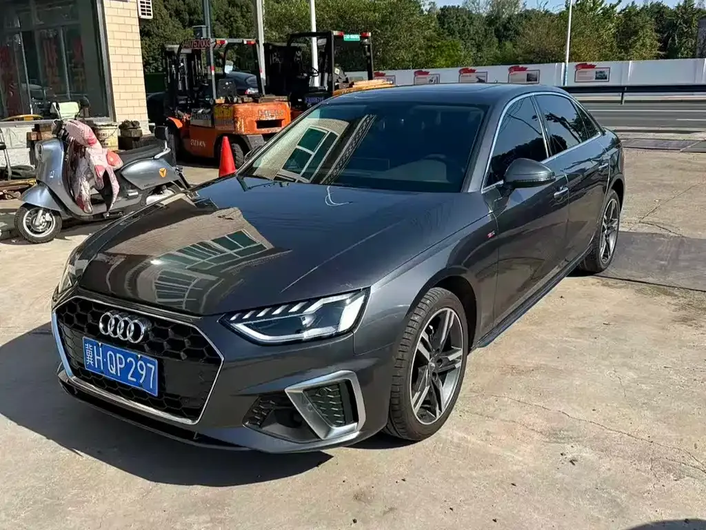 Audi A4L 2021 из CN, фото 3